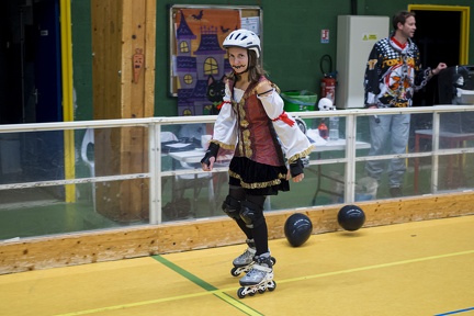 2025-10-31 Halloween Fox 30