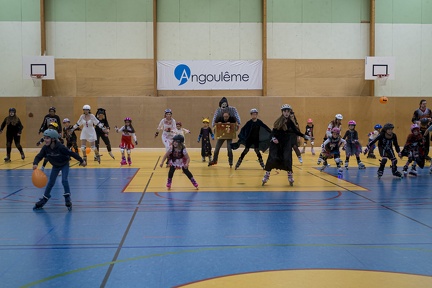 2025-10-31 Halloween Fox 32